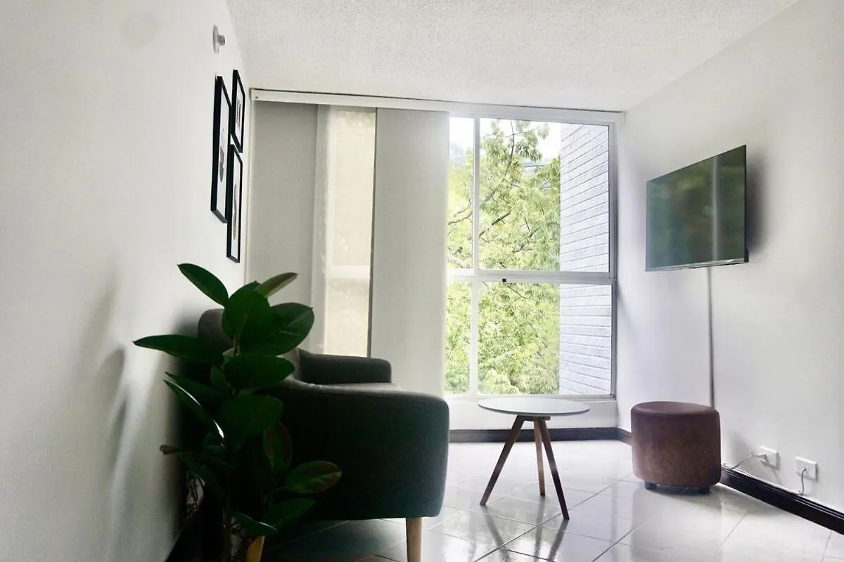 El Poblado, 5 Min From Provenza Apartment Medellin