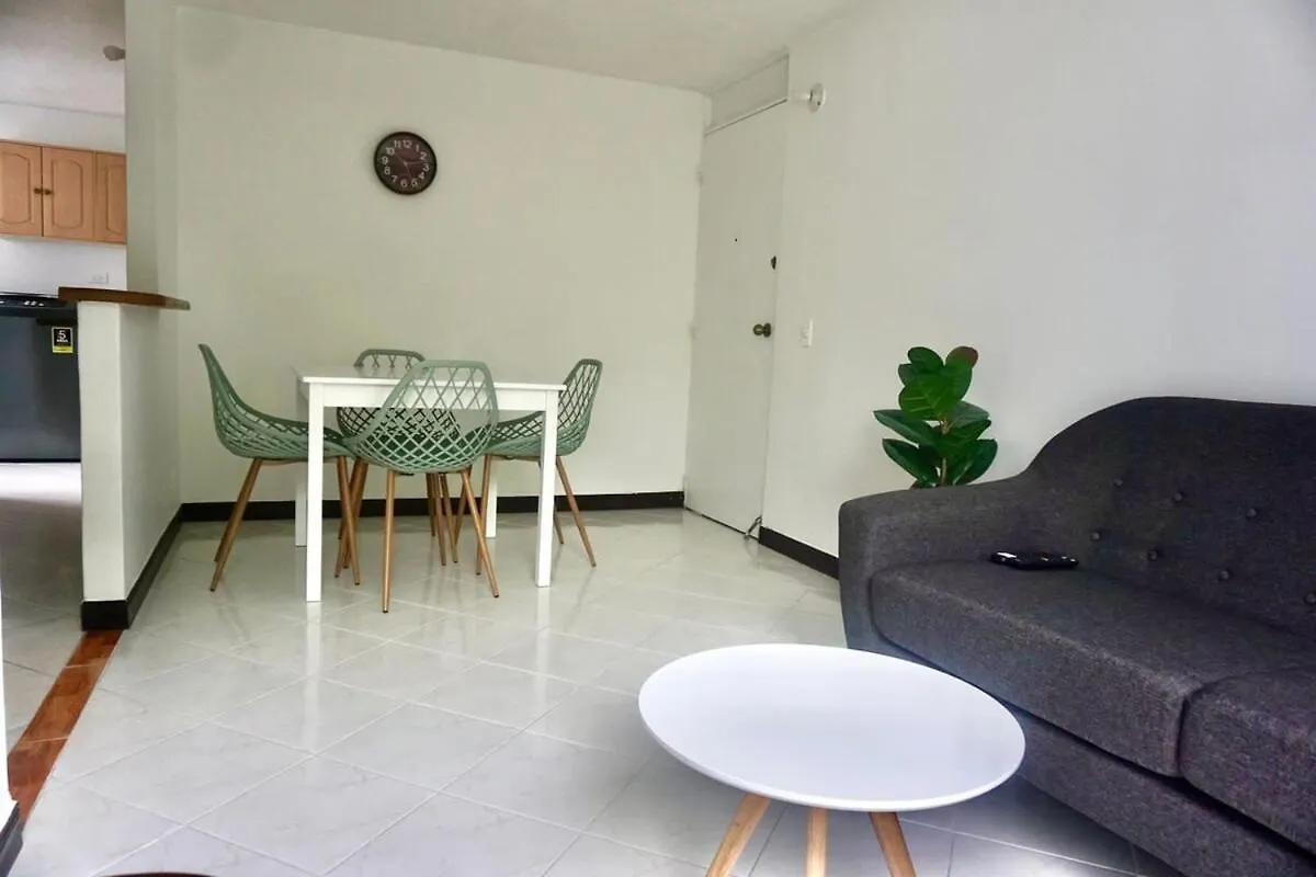 El Poblado, 5 Min From Provenza Apartment Medellin